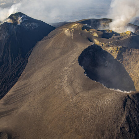 Tour in elicottero • Il vulcano dall'alto